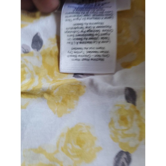 Emily & Merritt Queen Size Floral Yellow Gray Cotton Flat Sheet 97" x 104" - Picture 7 of 8